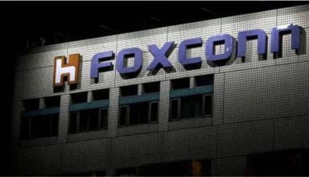 Apple Expands Supply Chain in India with $1.5 Billion Foxconn Plant Despite Trump Criticism